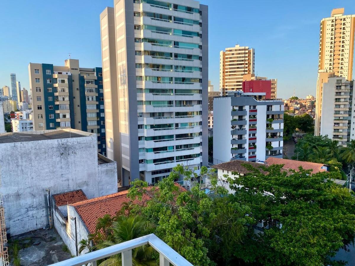 Com 3 Quartos Em Ondina Apipema Otimo Novo E Perto Da Salvador